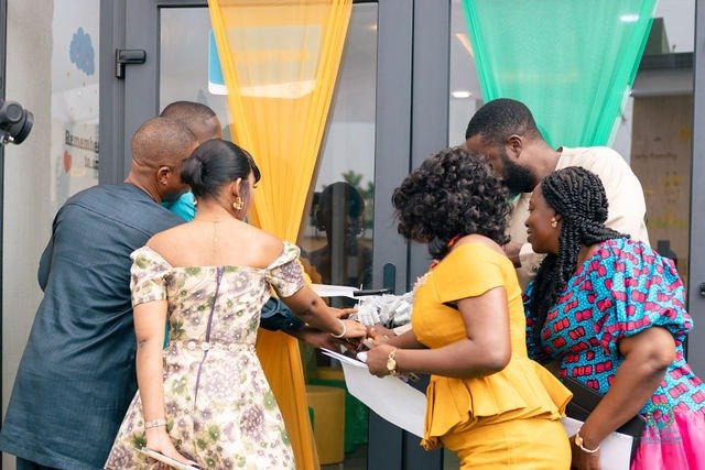 glow-up international school