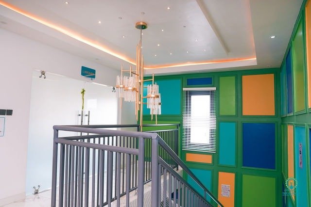 glow-up international school